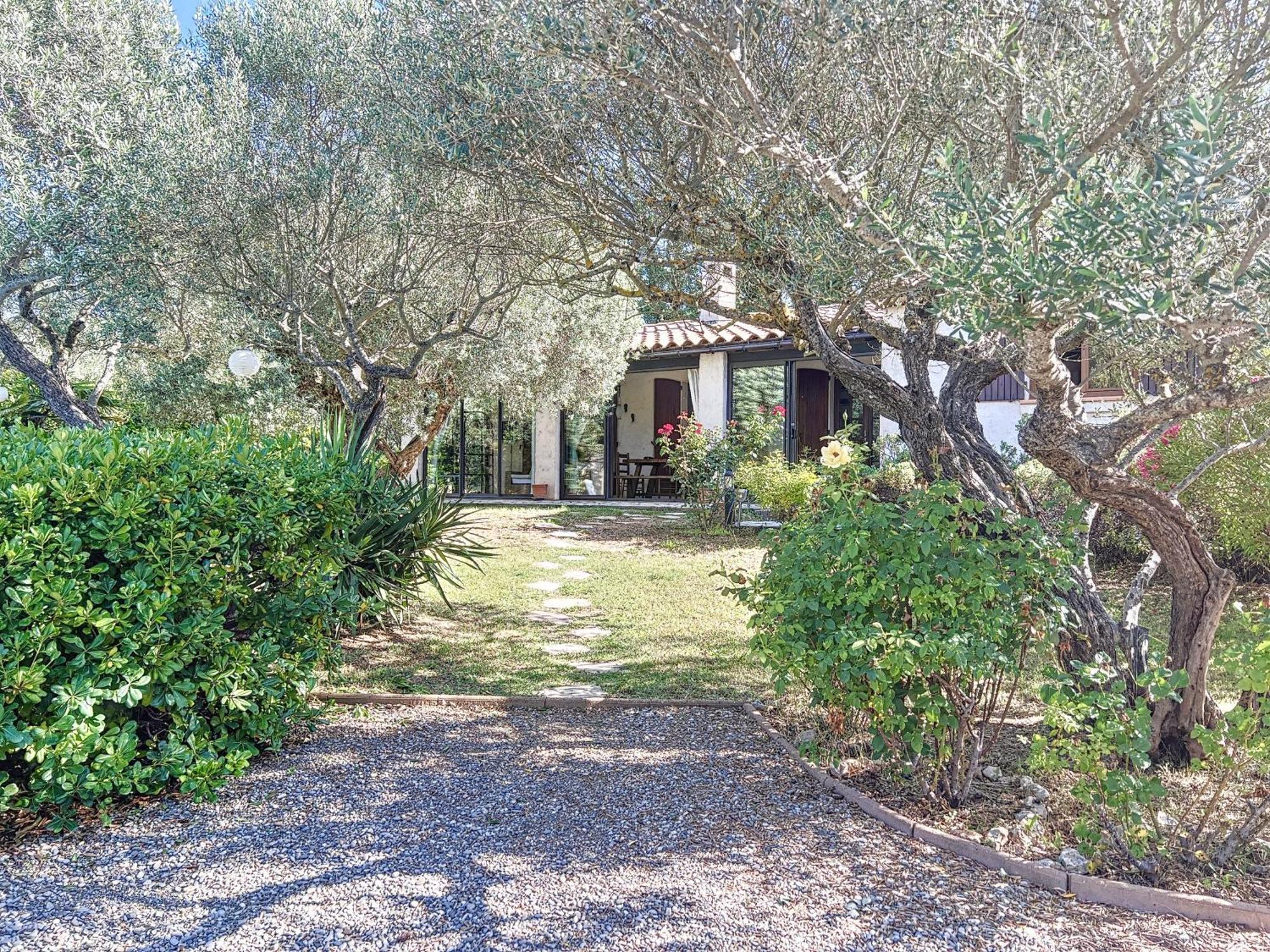 Du Verdon Provence Avec Piscine Et Jardin - Private Villa
